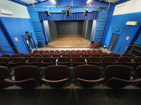 Platea.jpg
